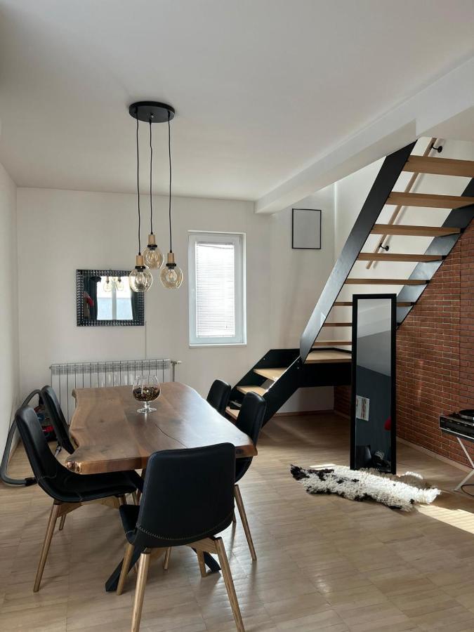 Modern Apartment In Скоп'є Екстер'єр фото