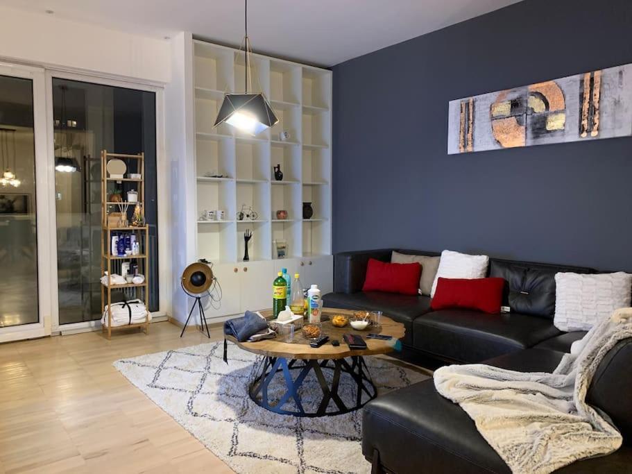 Modern Apartment In Скоп'є Екстер'єр фото
