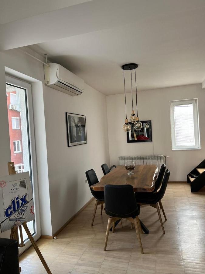 Modern Apartment In Скоп'є Екстер'єр фото